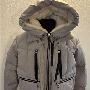 OROLAY Light Gray w/Orange down lined Puffy Coat Size S chest measures 42“